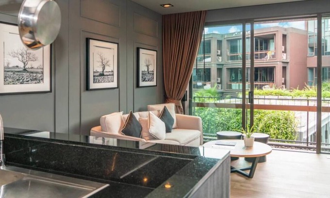 Ban Saiyuan Apartment | 1 Bedroom 57sqm Luxury Apartment with Pool View