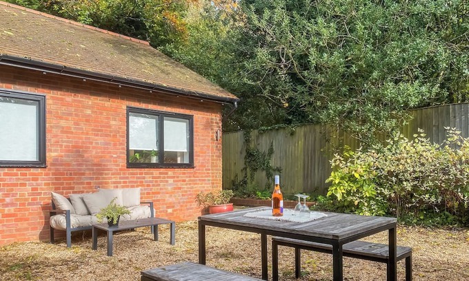 Great Missenden Cottage | 1 bedroom accommodation in Great Missenden