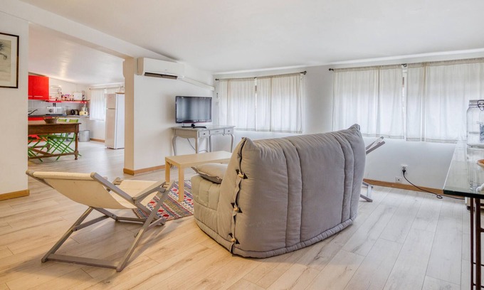 Saint-Didier Apartment | 1 bedroom accommodation in Saint Didier
