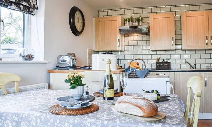 Beaminster Cottage | 1 bedroom accommodation in Beaminster
