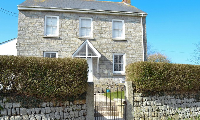 Praa Sands House | 1 bedroom accommodation in Praa Sands