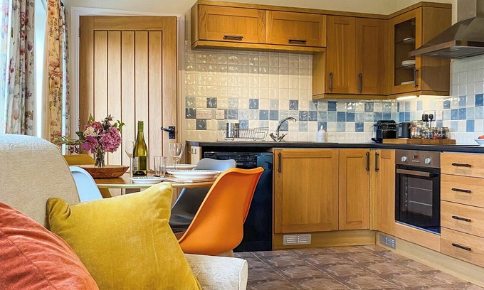 Shrewsbury Cottage | 1 bedroom accommodation in Leaton Knolls, nr Shrewsbury