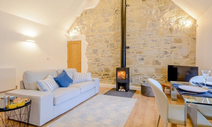 Badgworth Cottage | 1 bedroom accommodation in Badgworth, near Axbridge