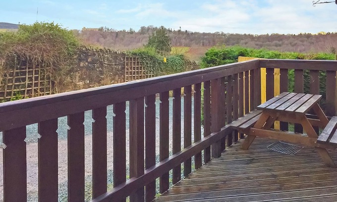 Bronygarth Ski Chalet | 1 bedroom accommodation in Bron-y-Garth, Oswestry