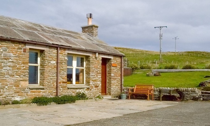 Pierowall Cottage | 1 bedroom accommodation in Westray, Orkney Islands