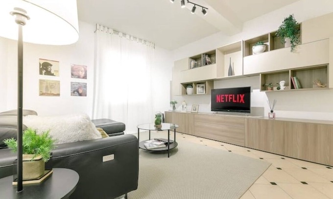 Old Town Apartment | 1 Bedroom Apartment in Modena