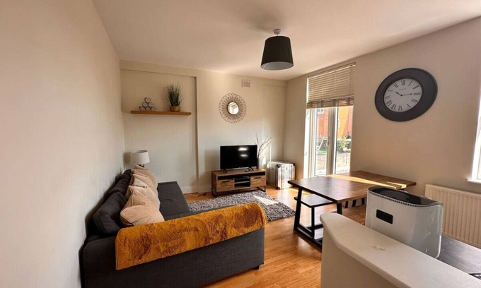 Lewisham Apartment | 1 bedroom Apartment inSE13