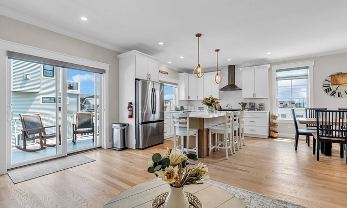 Ortley Beach House | 1 block to beach, Beach Equipment, Linens + Towels, 8 beach badges