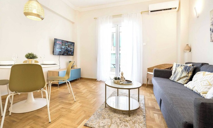 Petralona Apartment | 1 BR Apt In Petralona 15 Minutes From Acropolis