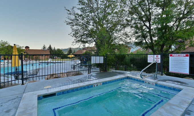 Wolf Creek Condo | 1 BR Condo near Pineview | 1 Bed, 1 Bath