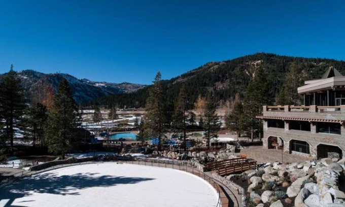 Olympic Valley Hotel | 1 BR Fireplace Suite - 5th Floor - Ski/Golf/Hike/Swim