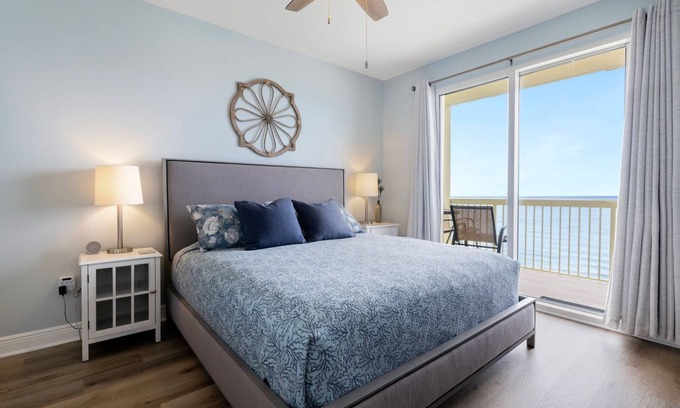 Miramar Beach Condo | 1 BR King, Bonus Sleeping Room Queen, 2 BA with private balcony, BEACH SERVICE