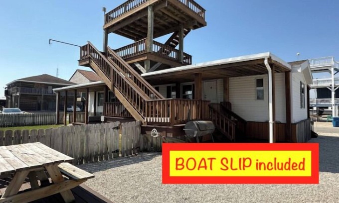 Port O Connor House | 1 HERON with BOAT SLIP and Tower Deck-Pets Add $