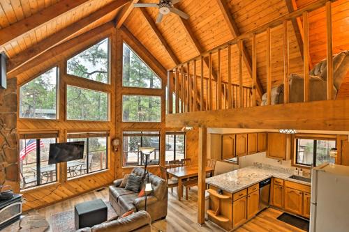Munds Park House | 1 Mi to Lake Secluded Cabin with Deck in Munds Park