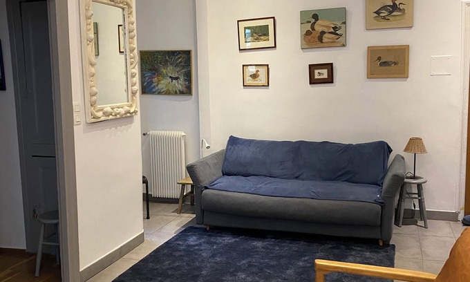 Saint-Jean-de-Luz Apartment | 1-room apartment, 3*, in the city center with secure parking space