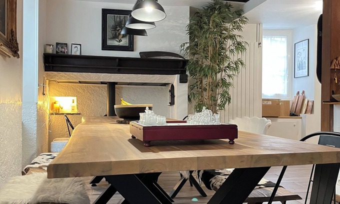 Soulom House | 10-berth house in the middle of several large resorts; starting point for hikes