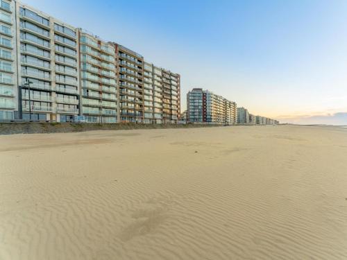 Westende Apartment | 10 hoog aan zee