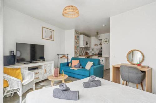 Les Puces de Saint-Ouen Apartment | 10 minutes à pied du marché aux puces de Paris