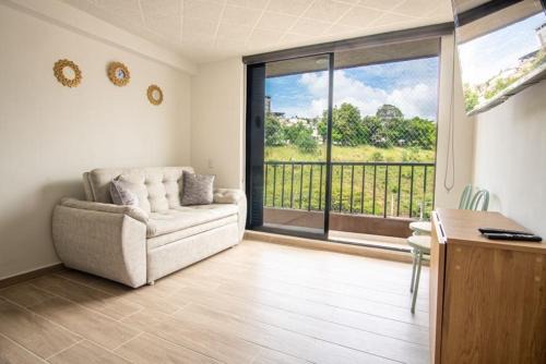 Floridablanca Apartment | 1007 Nuevo Cerca Clinica Foscal & Ardila Lulle