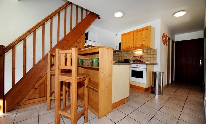 Le Bettaix Apartment | 100m from ski slopes, fitness, sauna, terrace, balcony, parking, tv, 99m², Les Menuires
