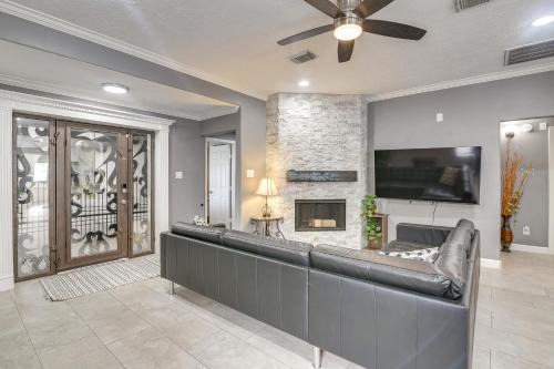 Northeast Houston House | 11 Mi to Dtwn Family Home in Houston!