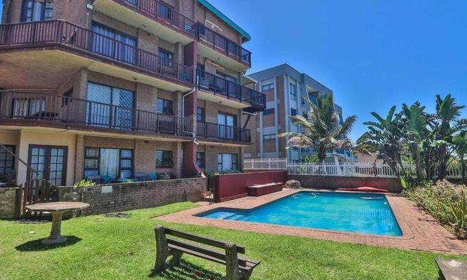 Scottburgh Apartment | 11 Seesonnet beach flat