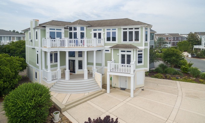 Lewes House | 113 Cape Shores - Beautiful Home in Cape Shores