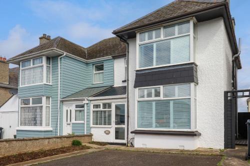 Porth House | 119 Henver Road