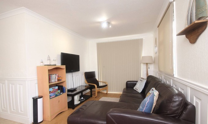 Earnley Ski Chalet | 11B Medmerry Park 2 Bedroom Chalet