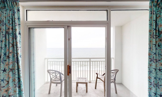 Myrtle Beach Condo | 11th-floor oceanfront condo with beautiful beach views, hot tubs, pools, AC, gym