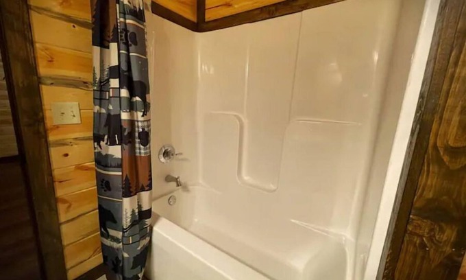 Gatlinburg - Pigeon Forge Cabin | 12 bedroom. Private indoor pool. Sleeps 44!