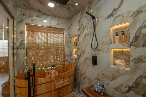 Baldwin Lake House | 121 - Rancharillo - Meredith Lodging