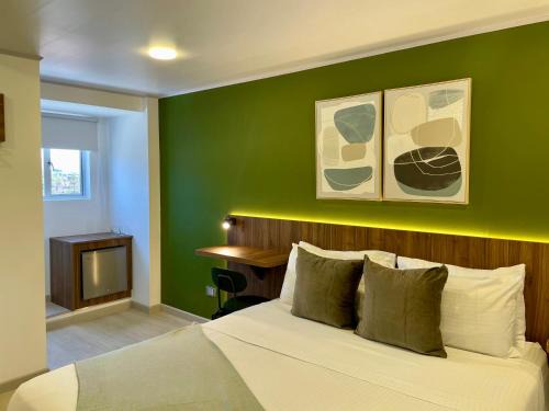 Usaquen Apartment | 122 Plaza Apartahotel