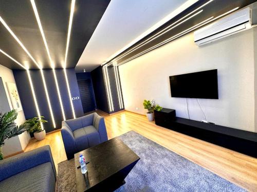 Madinaty Apartment | 124-3-43 · Hidden Gem Madinaty+5GWifi&Stunning Patio+ (VIEW)