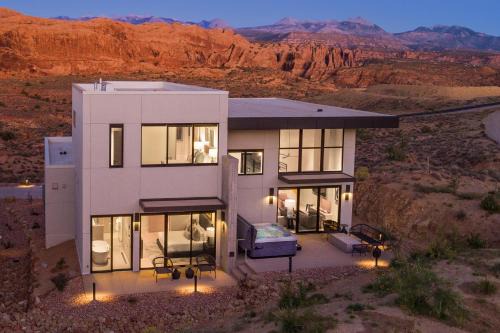 Moab House | 124 Badgers