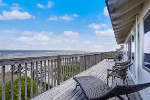 Fernandina Beach House | 1298 S Fletcher Ave