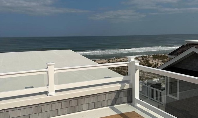 Harvey Cedars House | 1345 6309F Boulevard LLC