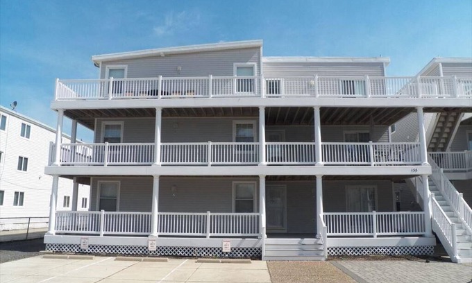 Sea Isle City Condo | 135 65th Street Unit 14