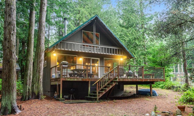 Lopez Island Ski Chalet | 139 m² Chalet ∙ 2 bedrooms ∙ 6 guests