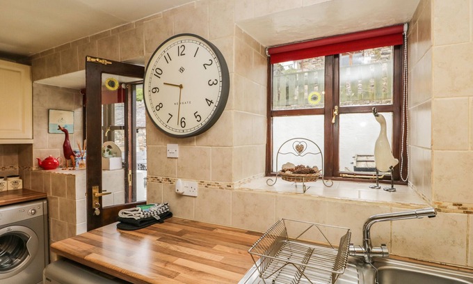 Cark Cottage | 14 Low Row