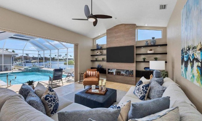 Punta Gorda House | 1417 Blue Jay