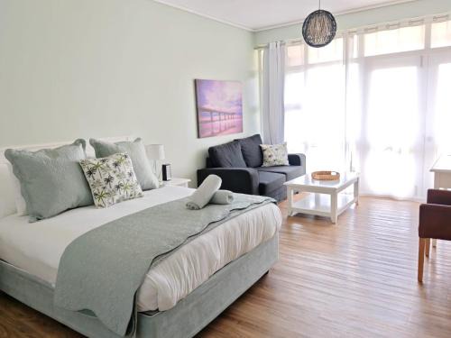 Summerstrand Apartment | 142 Brookes Hill Suites Holiday Resort