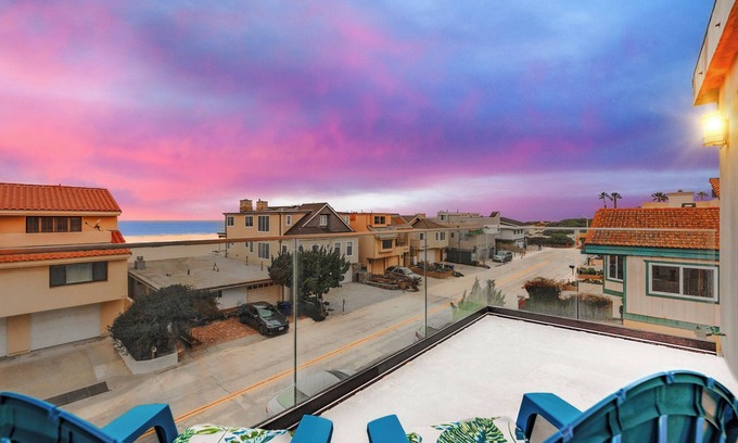 Hollywood House | 15%Off Oct 23-26 Steps To Sand Ocean Sunset Views