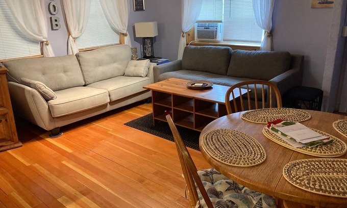 Old Orchard Beach Cottage | 15A Great Location! 5 min Walk to Beach/Pier-Cottage Sleeps 6;12 w/back unit