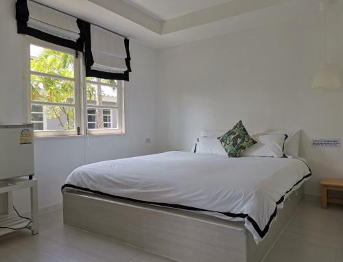 Rawai Resort | 1715 House - White Rhino