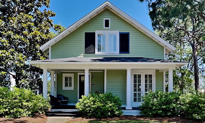 Laurel Grove House | 172 m² House ∙ 3 bedrooms ∙ 8 guests