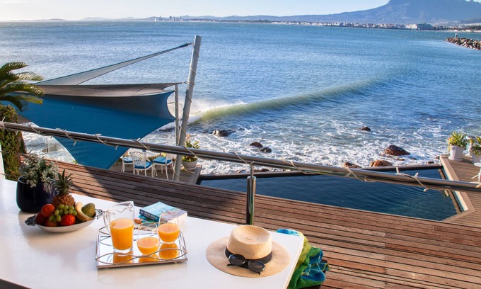 Gordons Bay Central Apartment | 185 on Beach Boutique Suites and Apartments