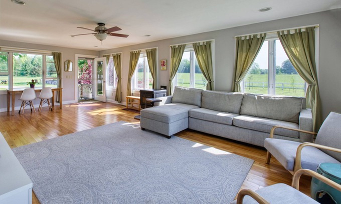 Grand Isle Apartment | 1850's Farmhouse Private Apartment
