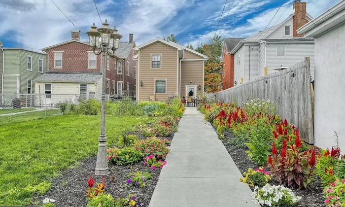 Gettysburg House | 1852 Historic Stone home
