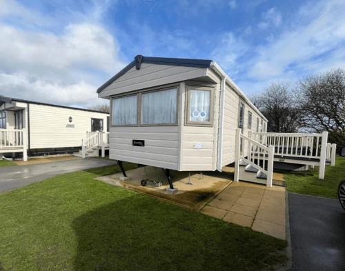 Tattershall House | 19 swan view